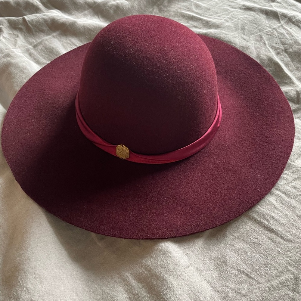 hat